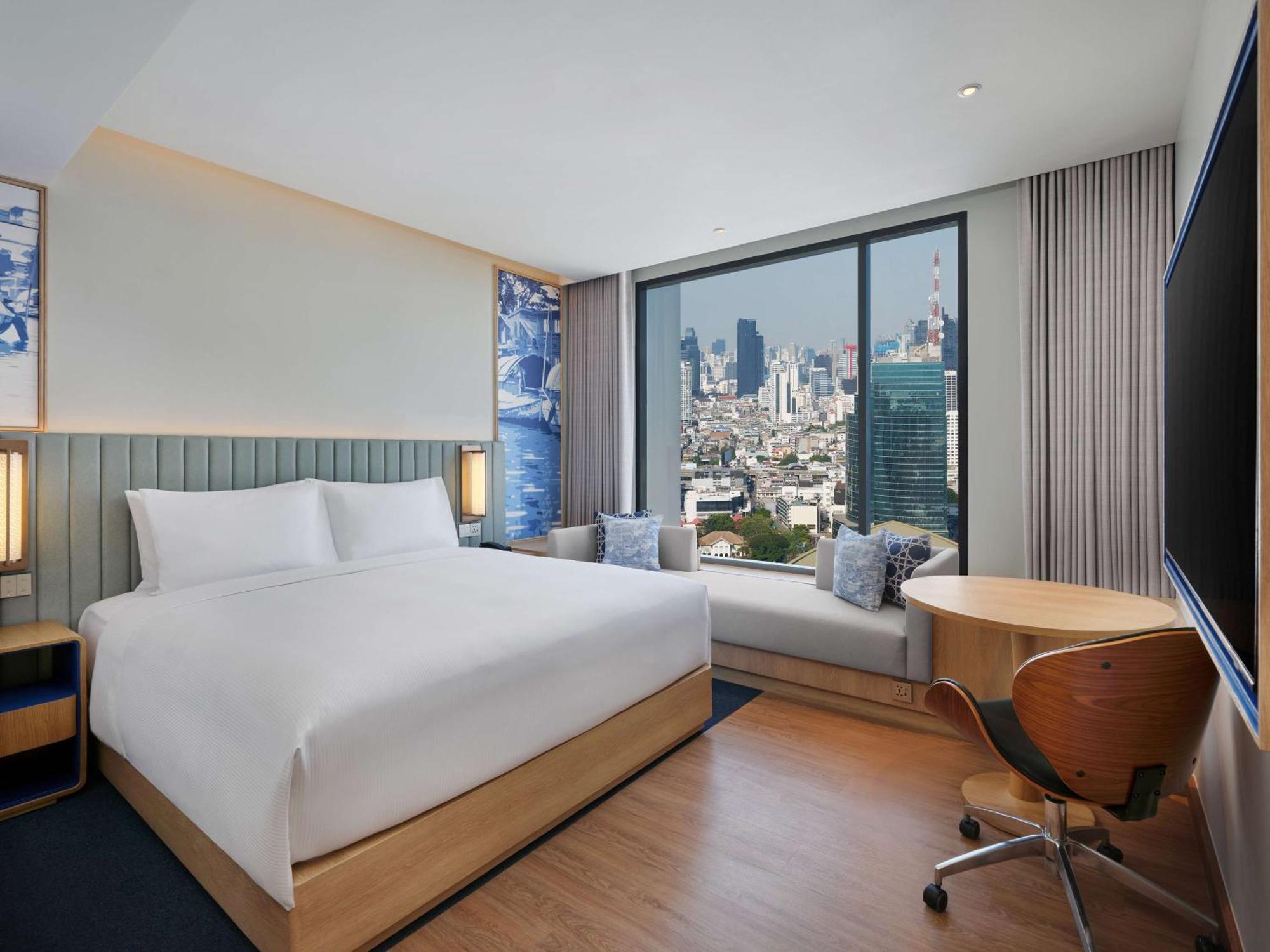 Hilton Garden Inn Bangkok Riverside Exterior foto