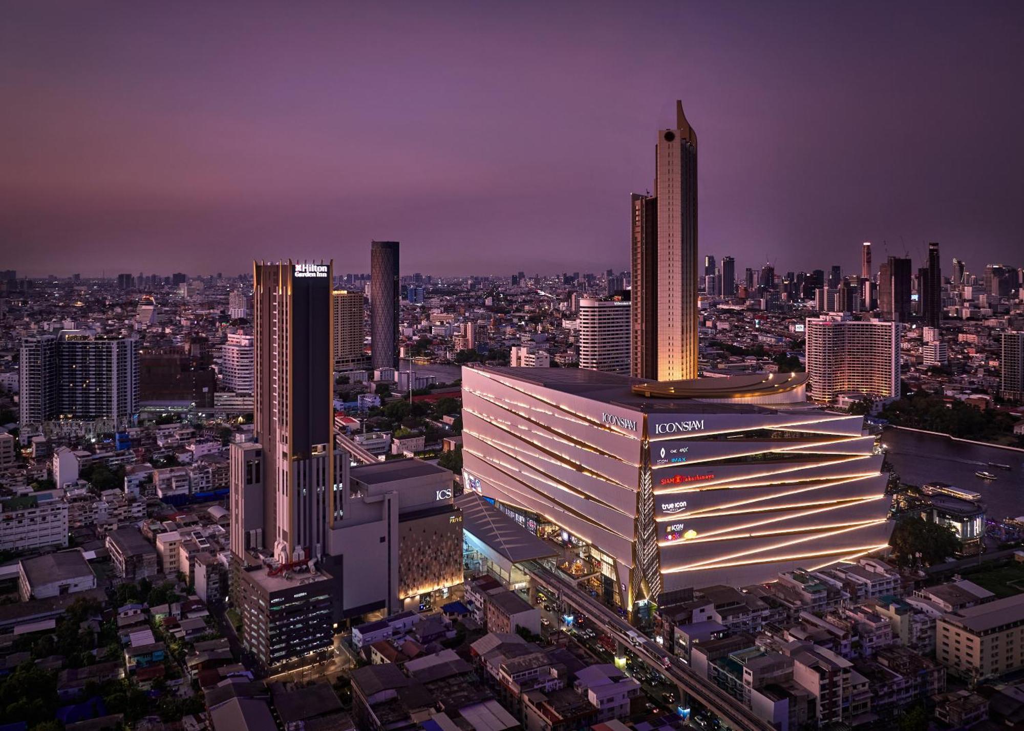 Hilton Garden Inn Bangkok Riverside Exterior foto